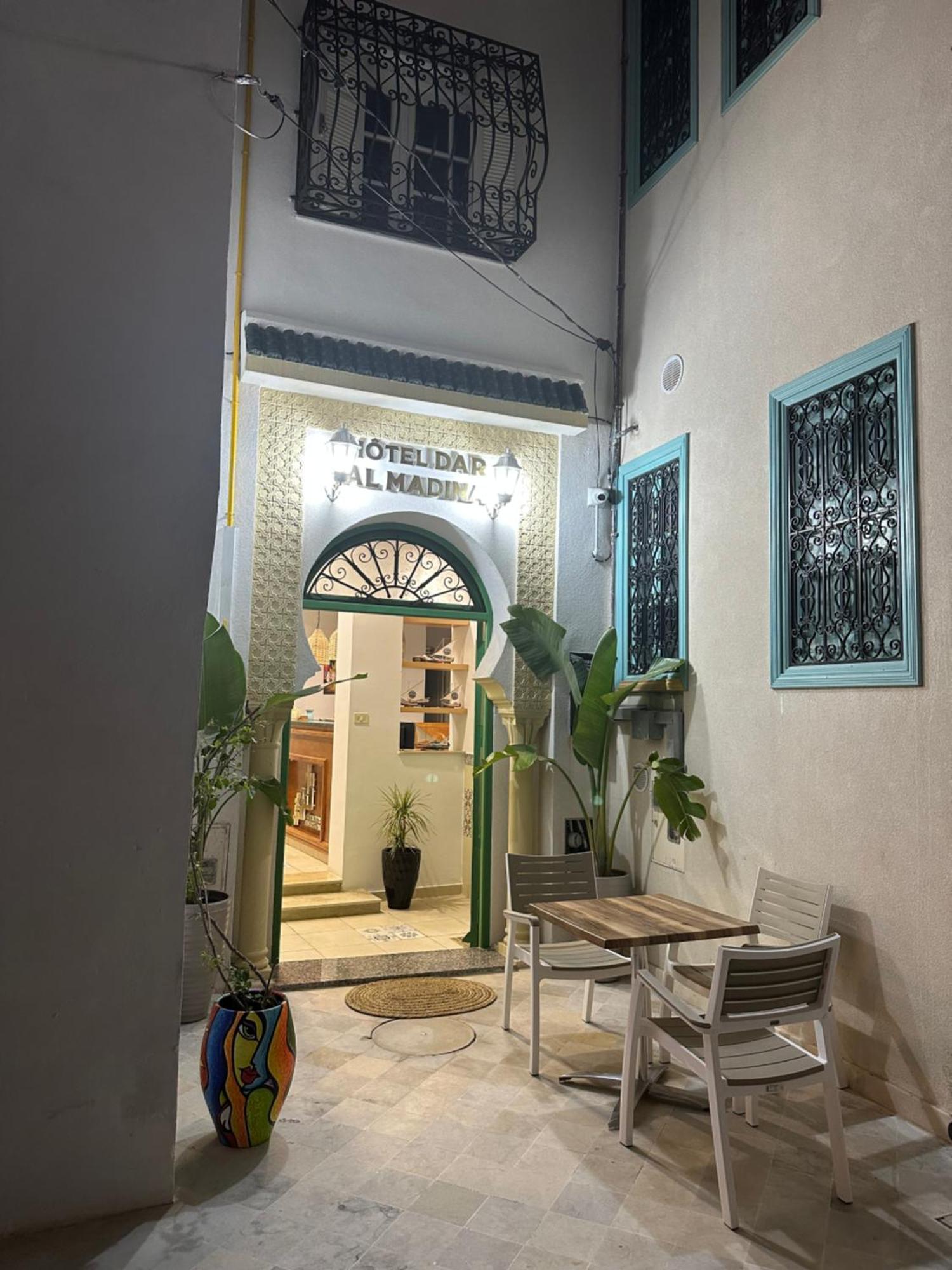 Hotel Dar Al Madina มาห์เดีย ภายนอก รูปภาพ